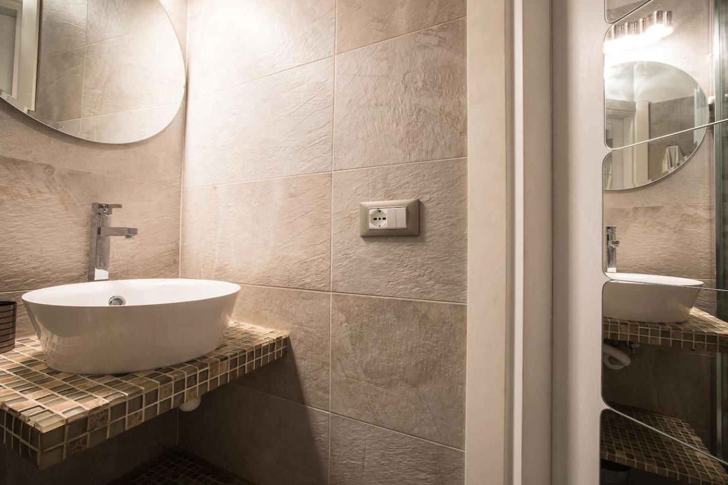 Crispi Deluxe 2 Bedroom Roma Esterno foto
